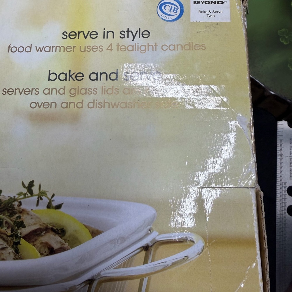 Ceramic Food Warmer with Lid - Cream - Picture 6 of 7